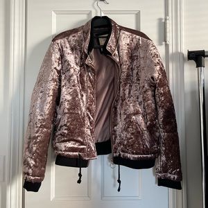 Velvet winter bomber jacket from Ci sono